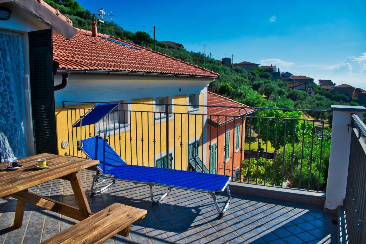 Casa Di Claudia Daire Arnasco Dış mekan fotoğraf