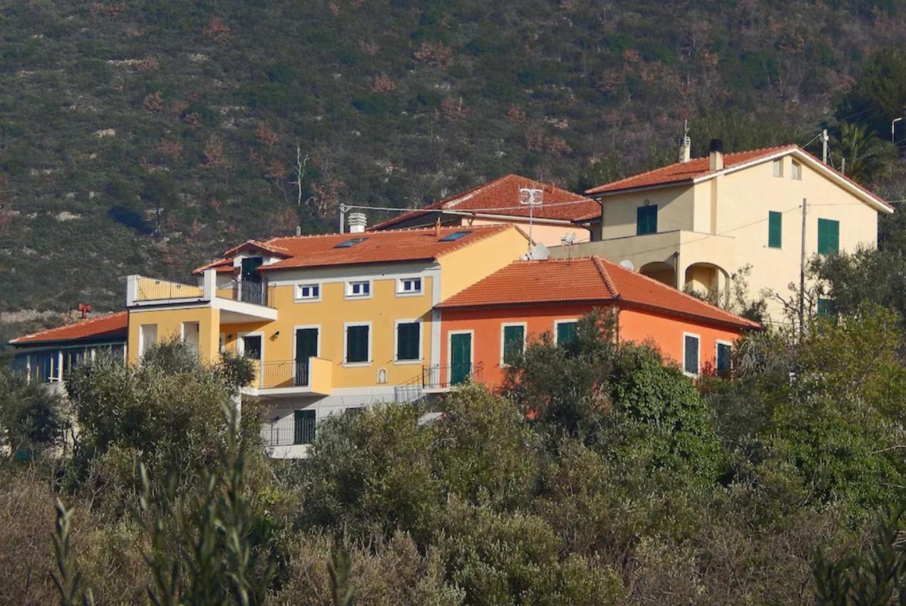 Casa Di Claudia Daire Arnasco Dış mekan fotoğraf